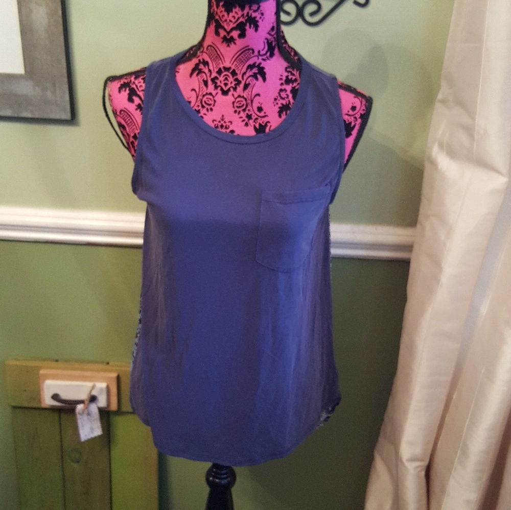 Francesca's Blue Rain tank top Size M nwt